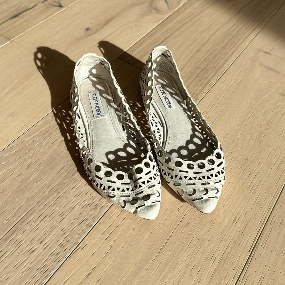 Steve Madden White leather flats - Picture 2 of 4